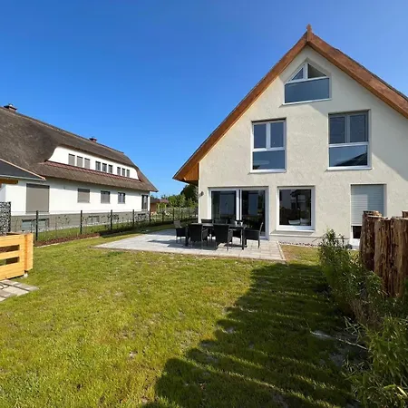 Ferienhaus-kuestenliebe * Glowe